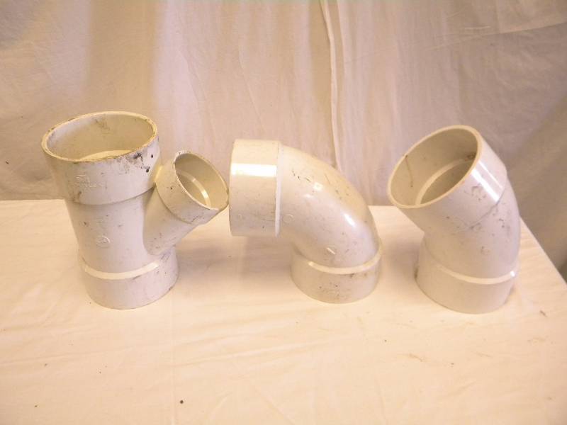 lot 283 image: PVC Plumbing Fittings