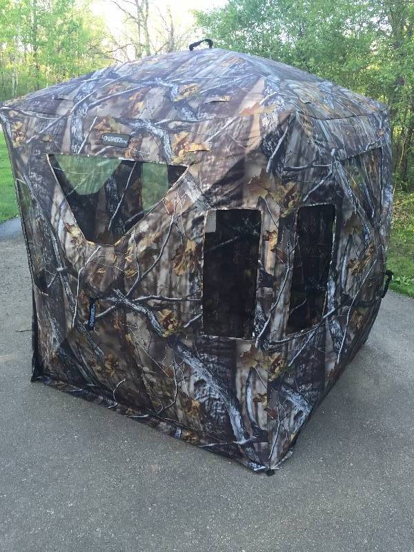 lot 16 image: Invisi-Bull 1-Person Ground Blind
