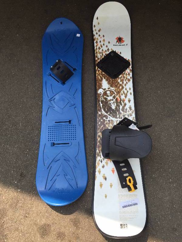 lot 27 image: Lot of two Snowboards