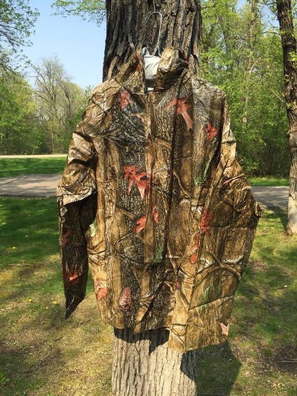 lot 50 image: Huntworth Rain Jacket