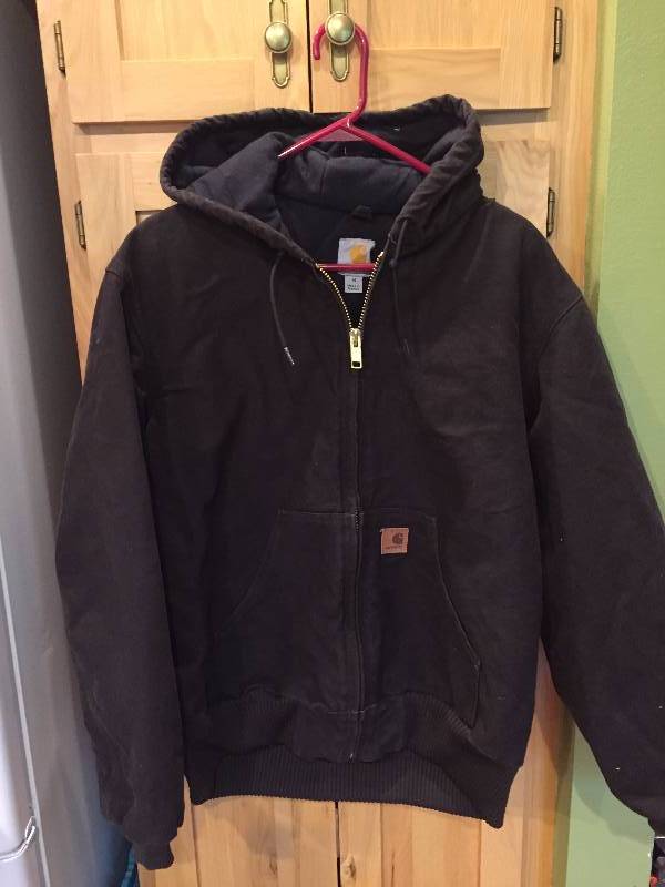lot 134 image: Mens Brown Carhartt Jacket
