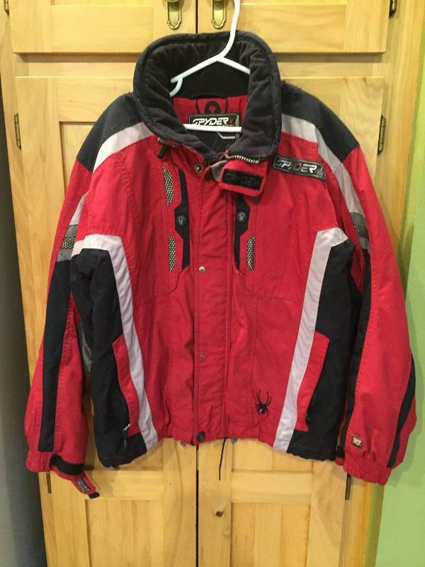 lot 138 image: Boys Spyder Jacket
