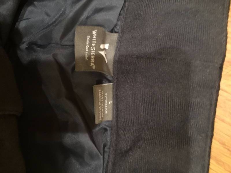 lot 141 image: Womens White Sierra Snow Pants