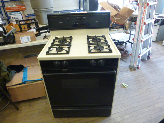 Amana Natural Gas Range