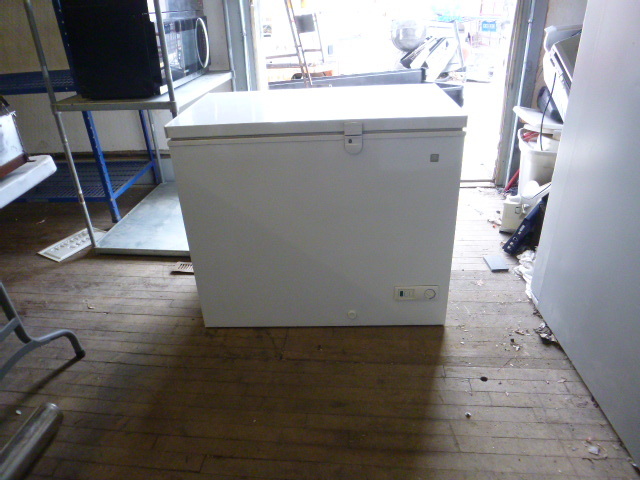 GE Chest Freezer
