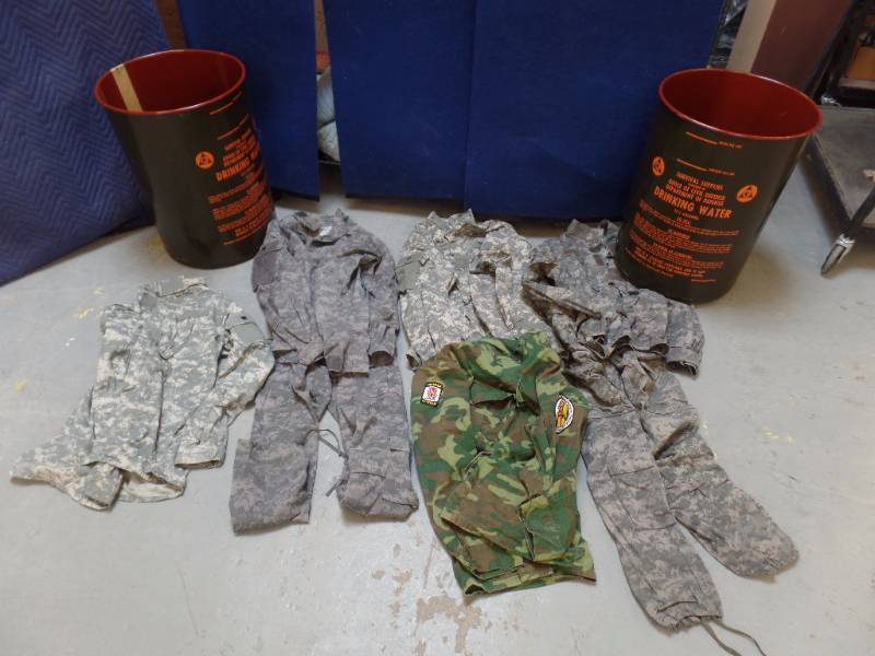 lot 611 image: Military