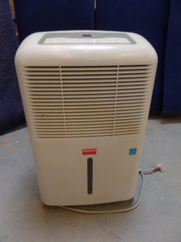 lot 612 image: Dehumidifier