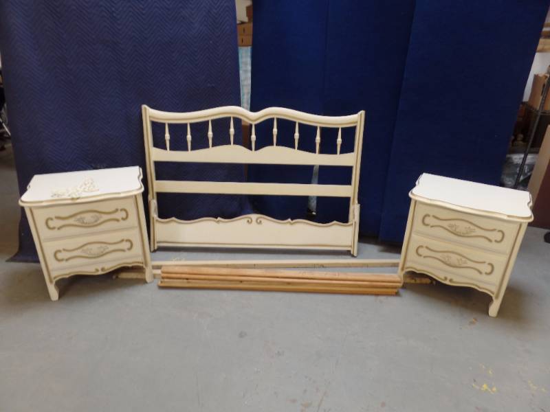 lot 619 image: Bedroom Furniture