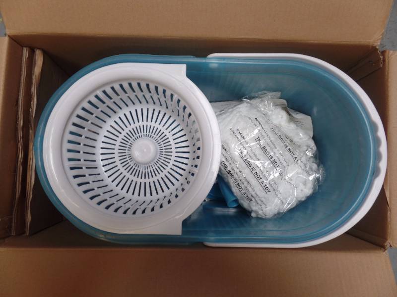 lot 622 image: Spin Mop