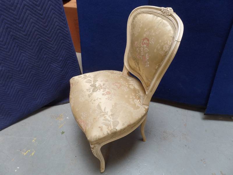 lot 659 image: PARLOR CHAIR
