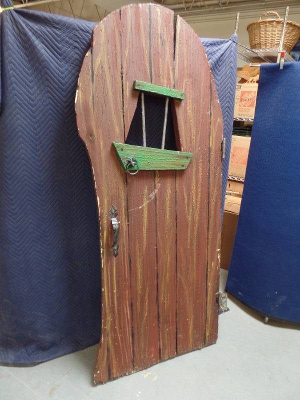 Shrek Door | May Consignment 2 | K-BID