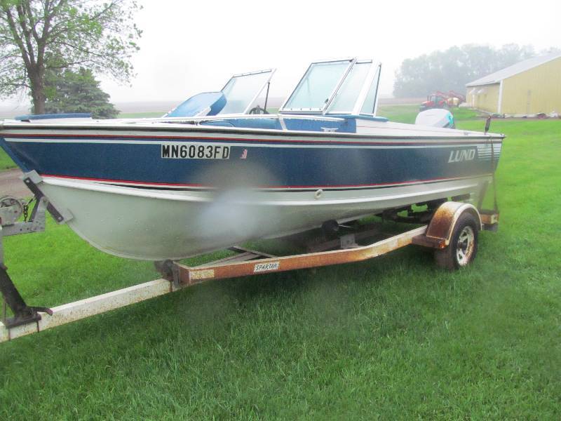 lot 2 image: 1987 Lund Tyee 5.3