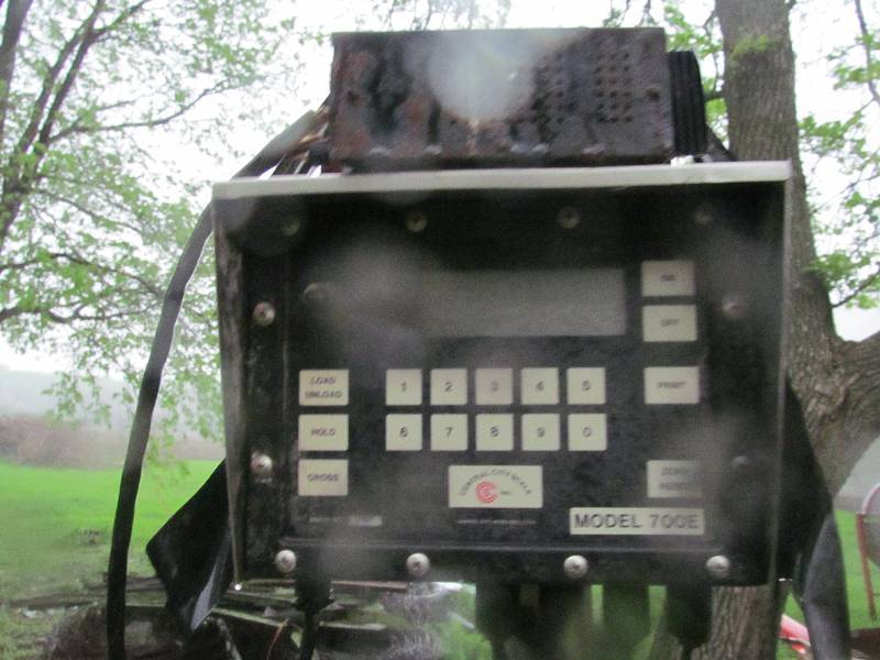 lot 6 image: Livestock Digital  Scale,Model 700E