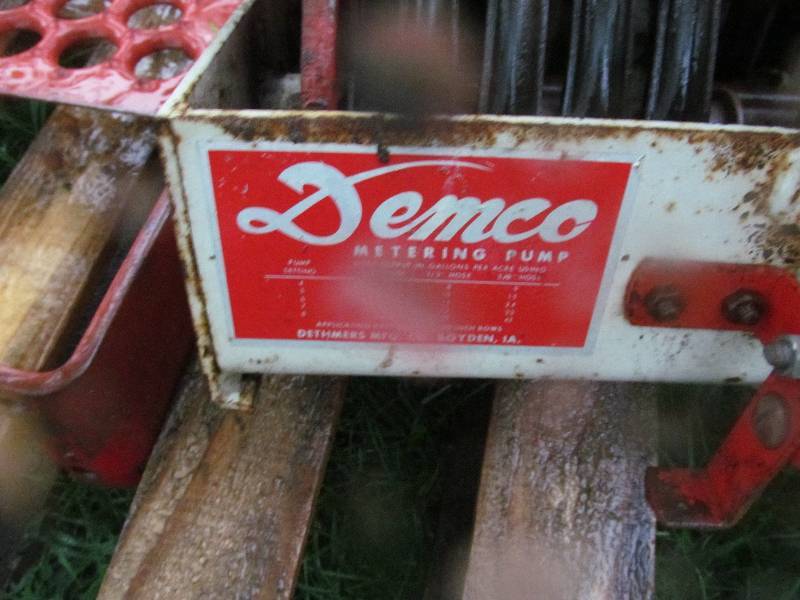 lot 29 image: Demco Liquid Fertilizer pump