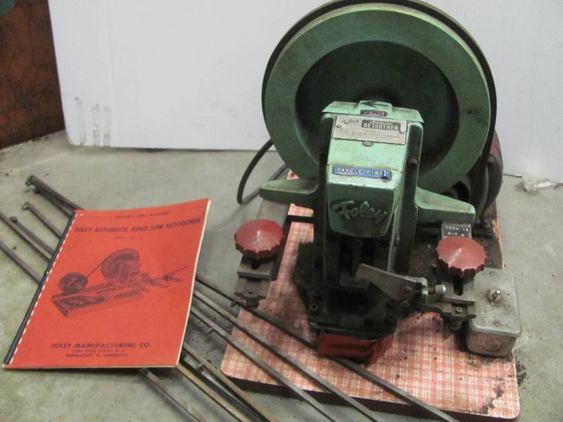 lot 6 image: FOLEY Automatic Hand Saw Retoother