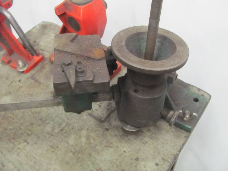 lot 12 image: Miscellaneous Tools