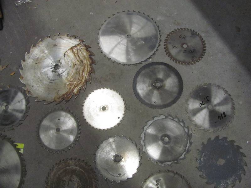 lot 16 image: Circular Saw Blades