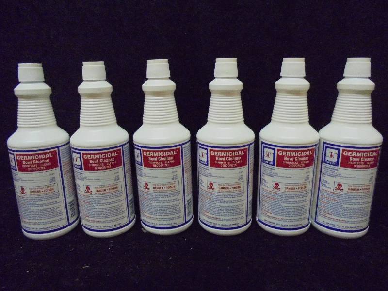 Lot - Germicidal Bowl Cleanse
