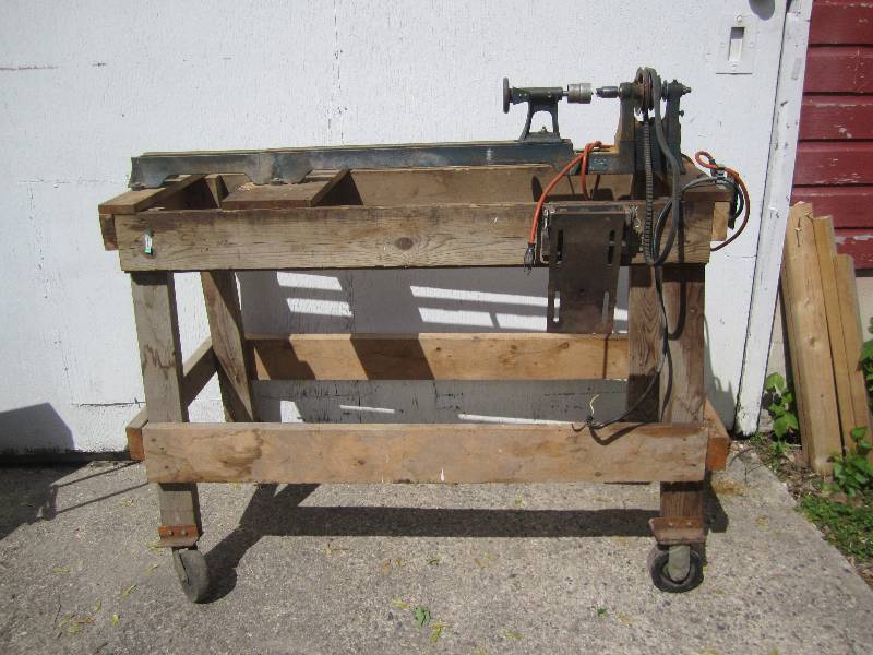lot 4 image: Montgomery Wards Wood lathe, Vintag...
