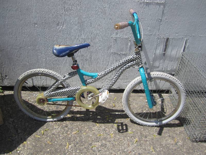 lot 33 image: Bike decorated with custom duct tap...