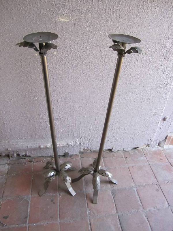 lot 117 image: 2 metal candle holder pillars, 34 ...