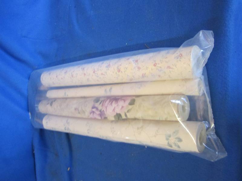 lot 130 image: 4 rolls of wallpaper...