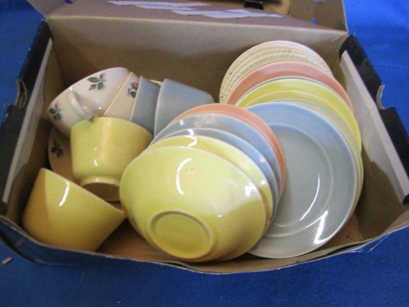 lot 162 image: Lot of vintage dishes and china...
