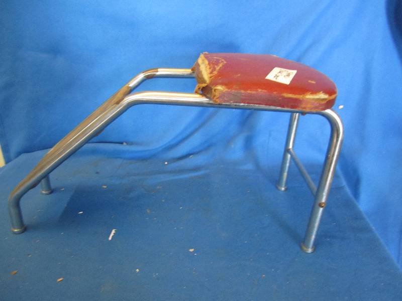 lot 165 image: Shoe store shoe seat...