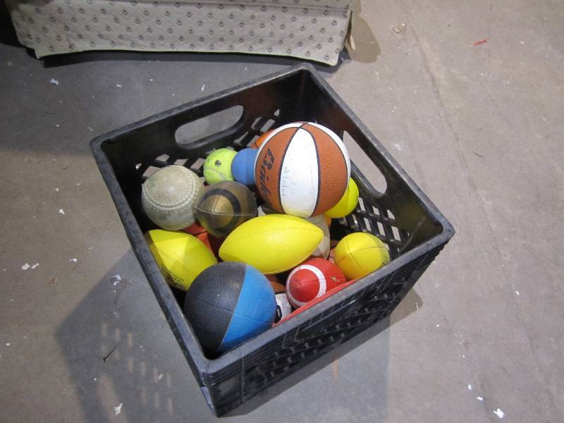 lot 189 image: medium size bin of mini balls...