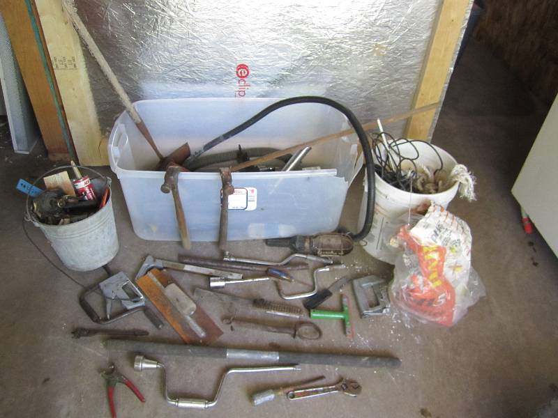 lot 211 image: Lot of assorted tools...