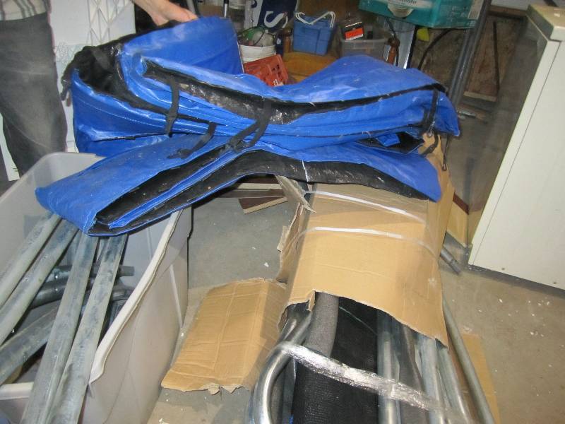 lot 221 image: Trampoline, new but damaged package...