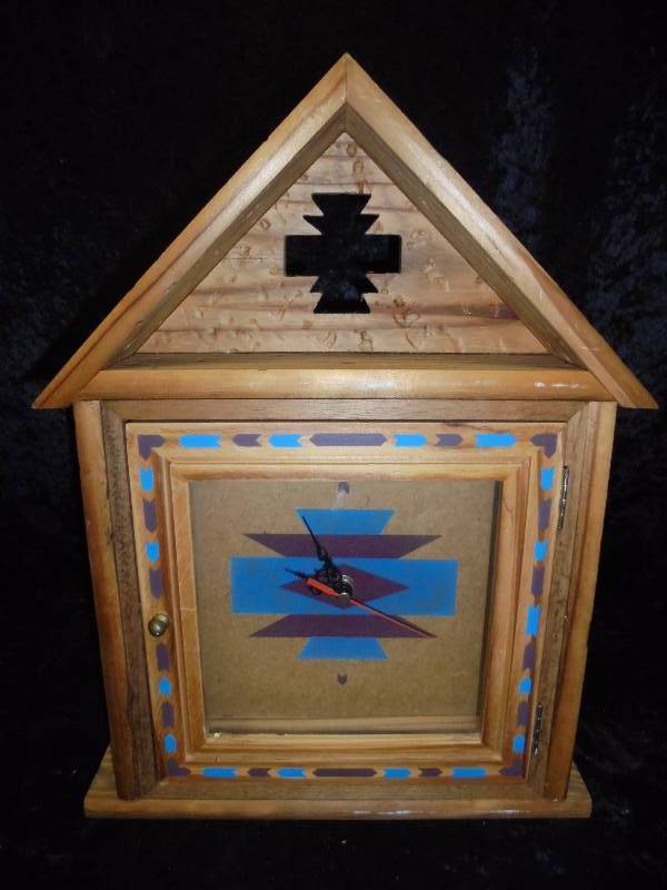 lot 10 image: Southwestern Clock
