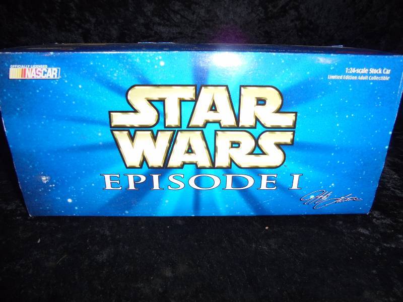 lot 23 image: NASCAR Diecast - 1999 Jeff Gordon Pepsi & Star Wars