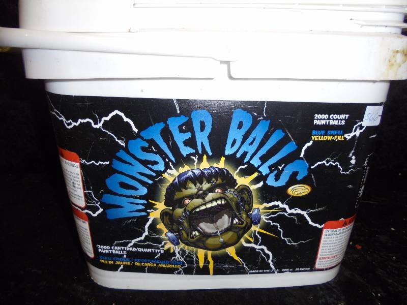 lot 32 image: Lot - Paintball Monster Balls