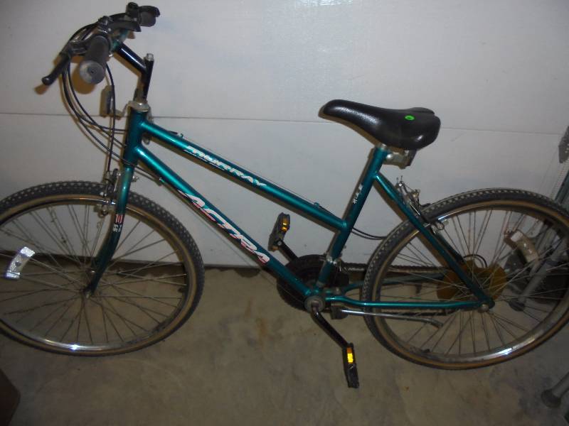 lot 43 image: Murray 10 Speed Bike