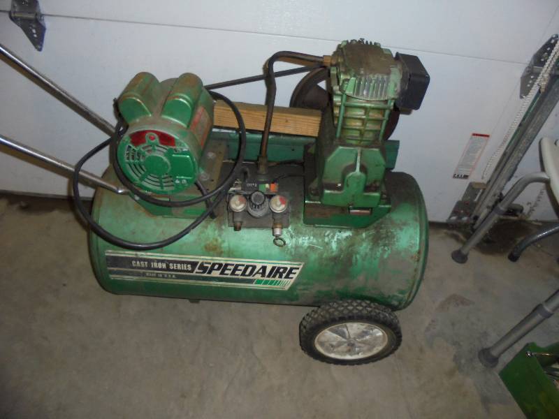 lot 52 image: Speedaire Air Compressor, works