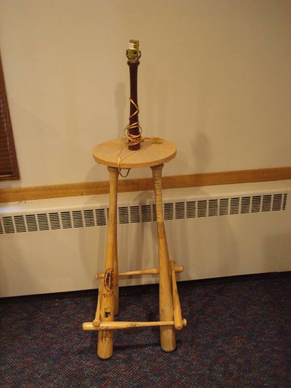 lot 18 image: Louisville Slugger Wood Baseball Lamp, Used, Shows Wear