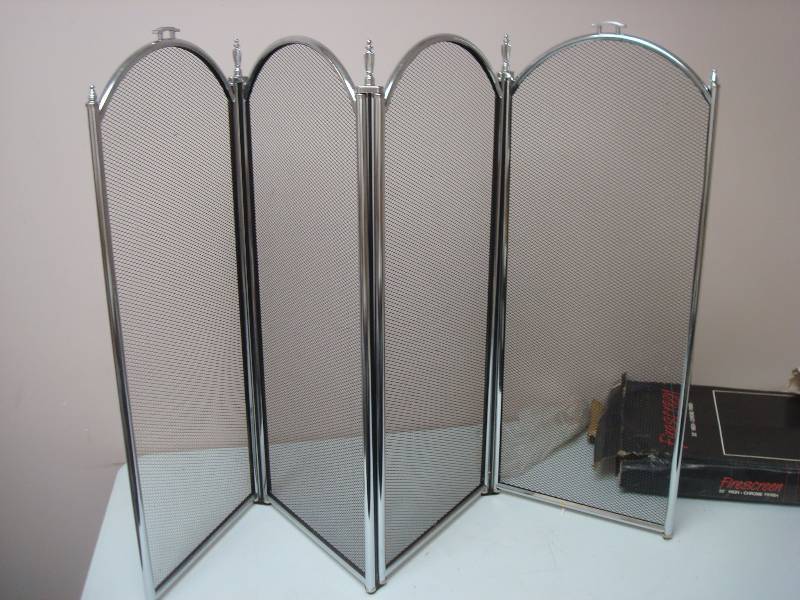 lot 25 image: Metal Fire Screen Opened But Never Used