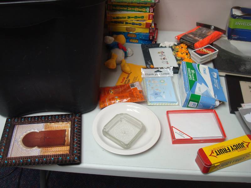 lot 123 image: Bin Filled With Mixed Items