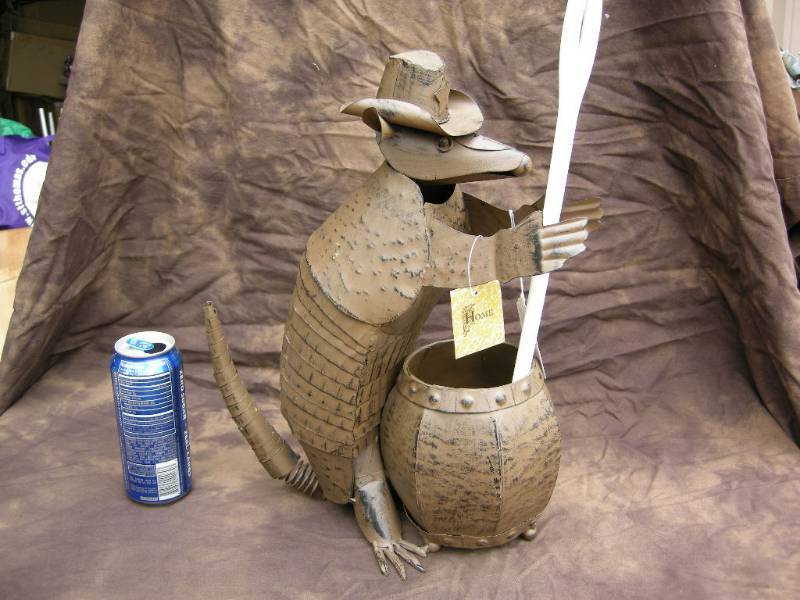 Metal Armadillo Toilet Brush Holder