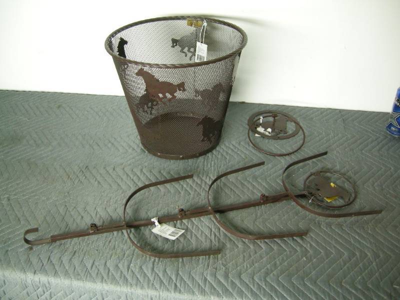 Metal Galloping Horse Items