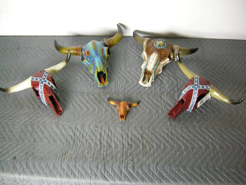 Western Skulls