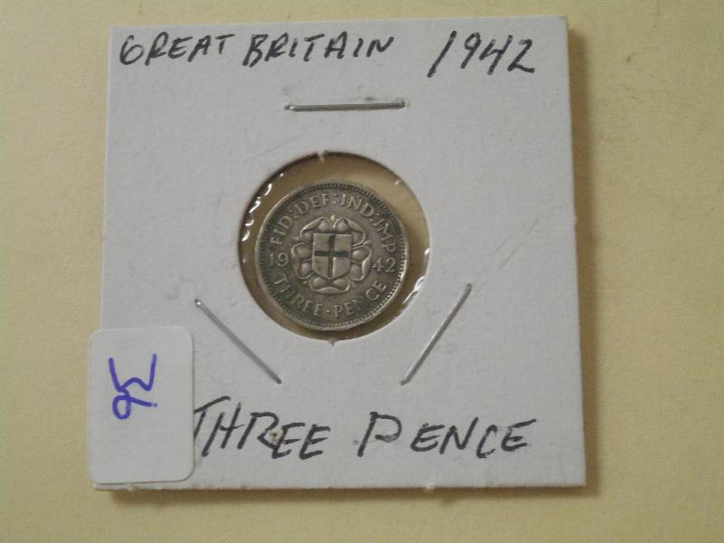 1942 3 Pence Great Britain silver...