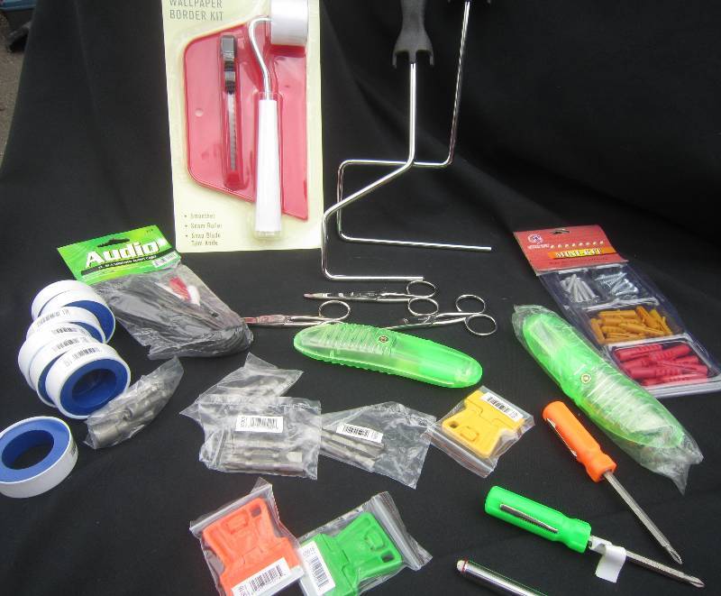 lot 213 image: NEW LOT  MISC TOOLS