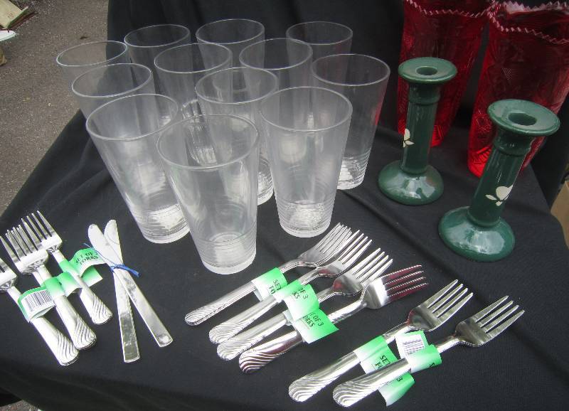 lot 214 image: NEW LOT 12 GLASSES-2 RED VASES, -2 GREEN CANDLE HOLDERS AND SILVERWARE