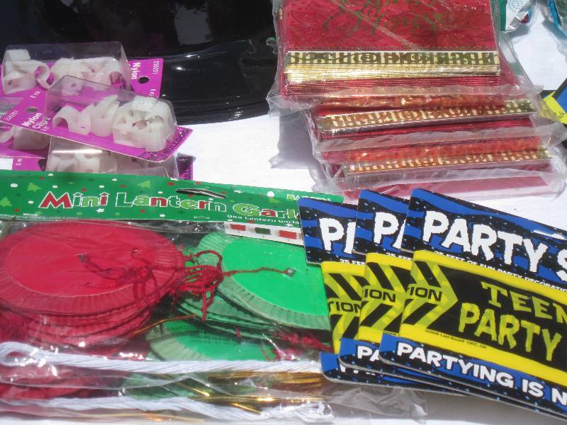 lot 235 image: NEW BOX LOT GREAT FOR FLEA MARKETS OR STORE