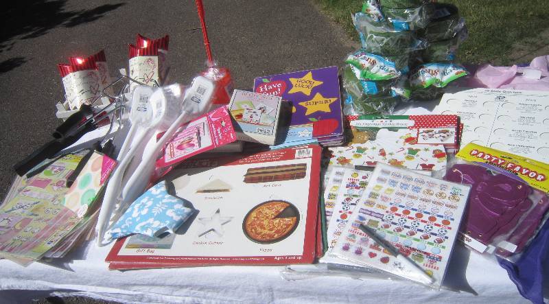 lot 266 image: NEW -- BOX LOTS - GREAT FOR GARAGE SALES, FLEA MARKETS OR STORE
