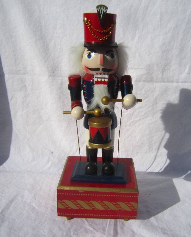 lot 285 image: New in Box Musical Nutcracker