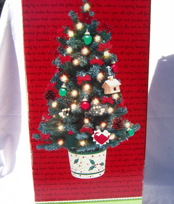 lot 301 image: Prelit Christmas Tree New in Box