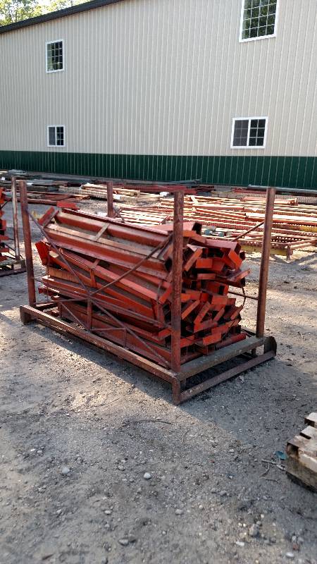 Approx. 40 - 4 pallet racking supports